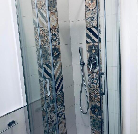 Deluxe Studio, Valguarnera Suite