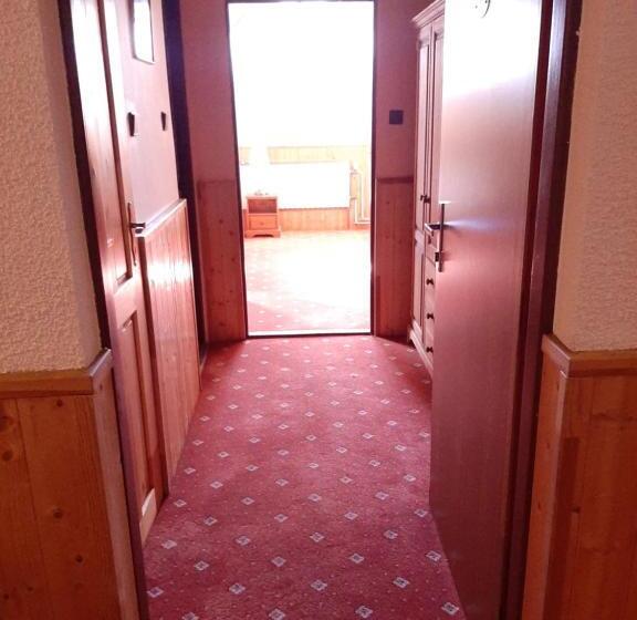 Четырехместный Номер Стандарт, Garni Hotel Asas