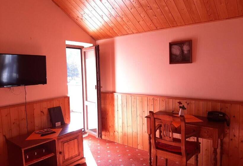 Четырехместный Номер Стандарт, Garni Hotel Asas