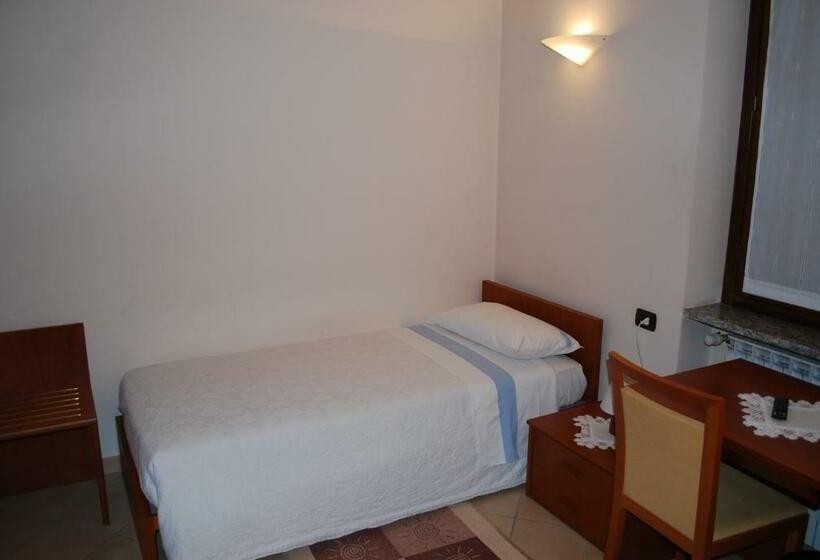 Номер Стандарт Индивидуальный, Albergo Sole