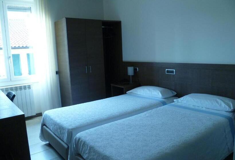 Номер Стандарт, Albergo Sole