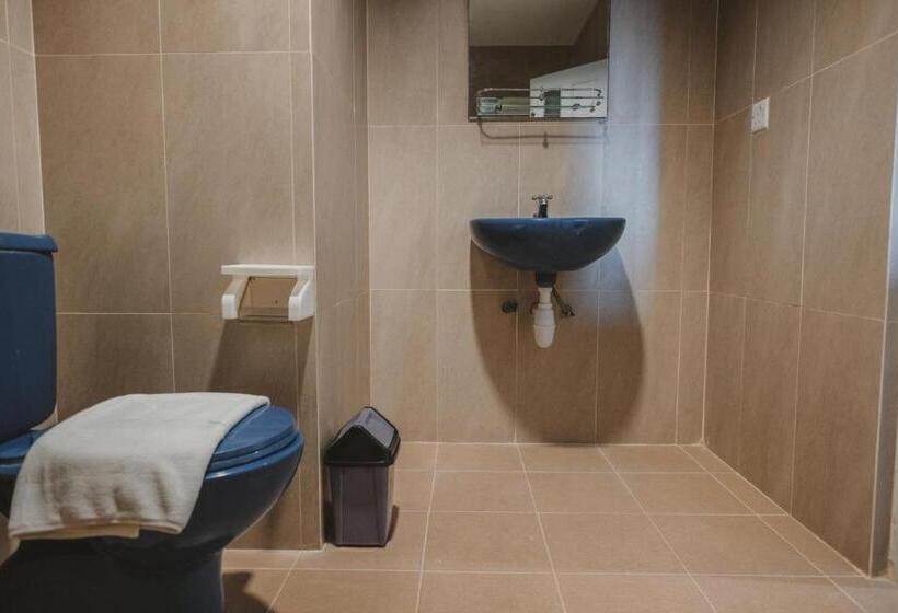 Люкс, Reddoorz Plus Near Ferry Terminal Batam Center