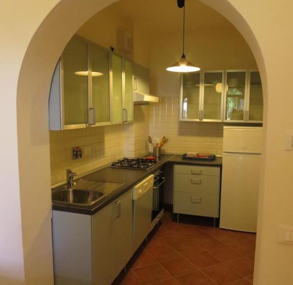 آپارتمان 1 خوابه همکف, Borgo La Torre Alle Tolfe