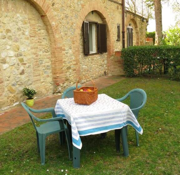 آپارتمان 1 خوابه همکف, Borgo La Torre Alle Tolfe