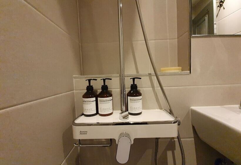 Номер Deluxe, Browndot Hotel Songtan