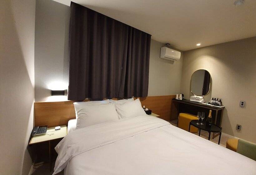 Номер Deluxe, Browndot Hotel Songtan