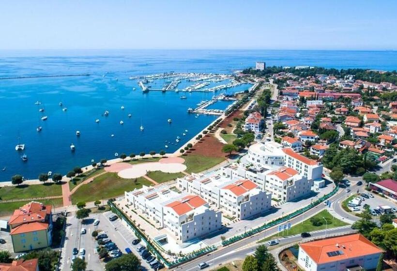 Студио Стандарт с Террасой, Garden Palace Resort