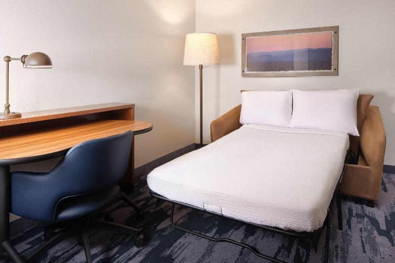 Номер Superior, Cobo Bay Hotel