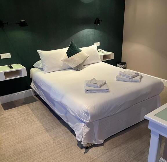 اتاق استاندارد, Limes Hotel