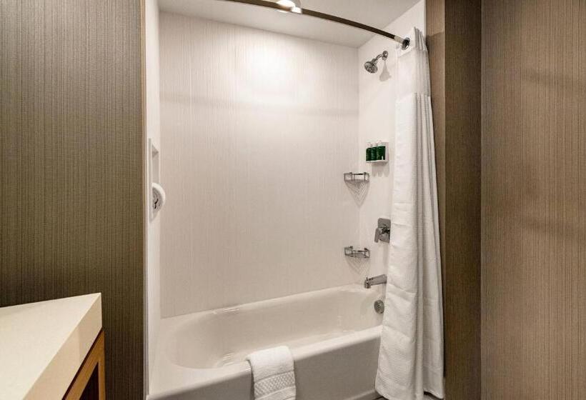 Номер Стандарт, Courtyard Winston Salem Downtown