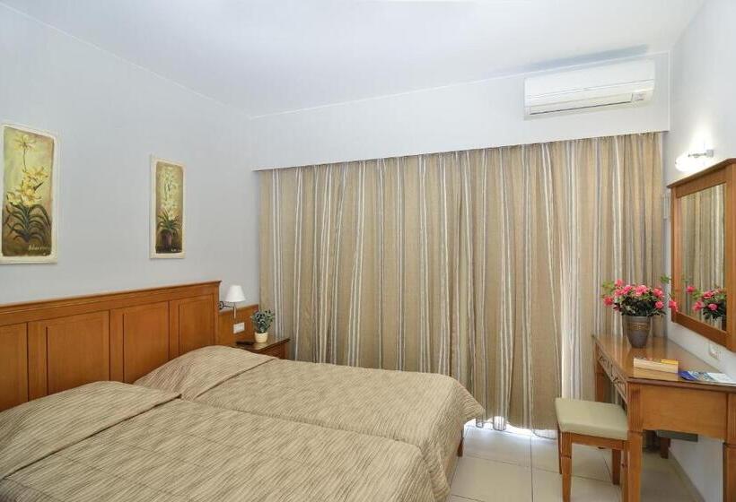إستوديو قياسى مطل على البحر, Nektar Beach