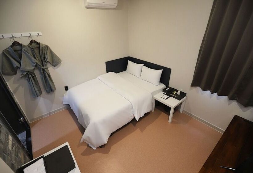 Standard Room, Kyungsung Yeogwan