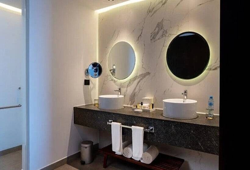 Suite 3 Chambres, The Fives Oceanfront
