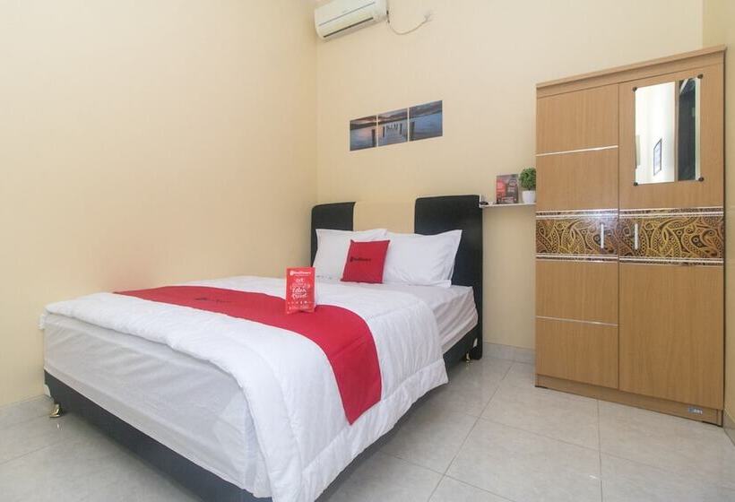 Номер Стандарт, Reddoorz Syariah Near Stasiun Madiun