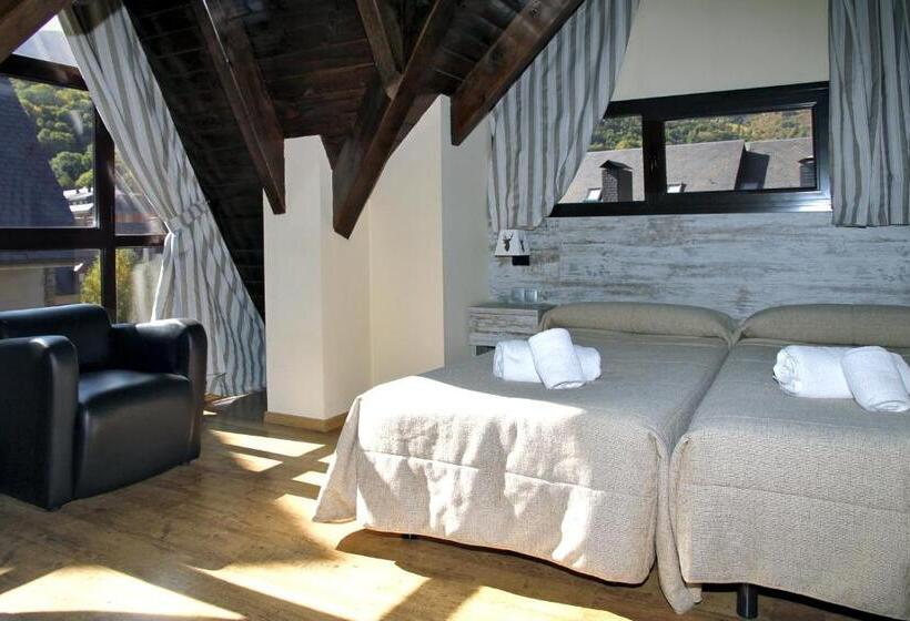 Семейные Апартаменты, Aparthotel La Vall Blanca