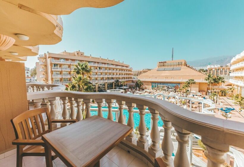 Номер Стандарт Вид на Бассейн, Cleopatra Palace