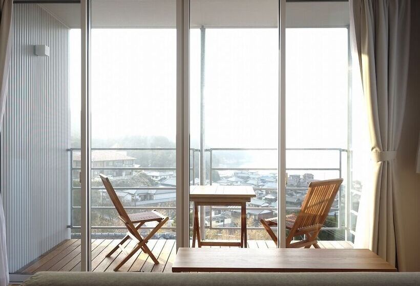 Номер Deluxe Вид на Море, My Lodge Naoshima