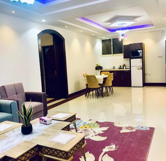 Люкс с гидромассажем, Olive Suites