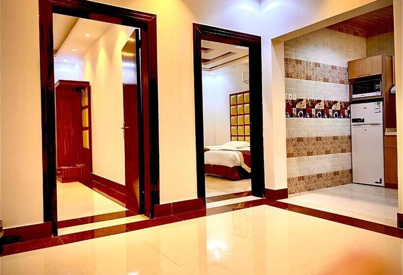 Апартаменты 2 Спальни, Olive Suites