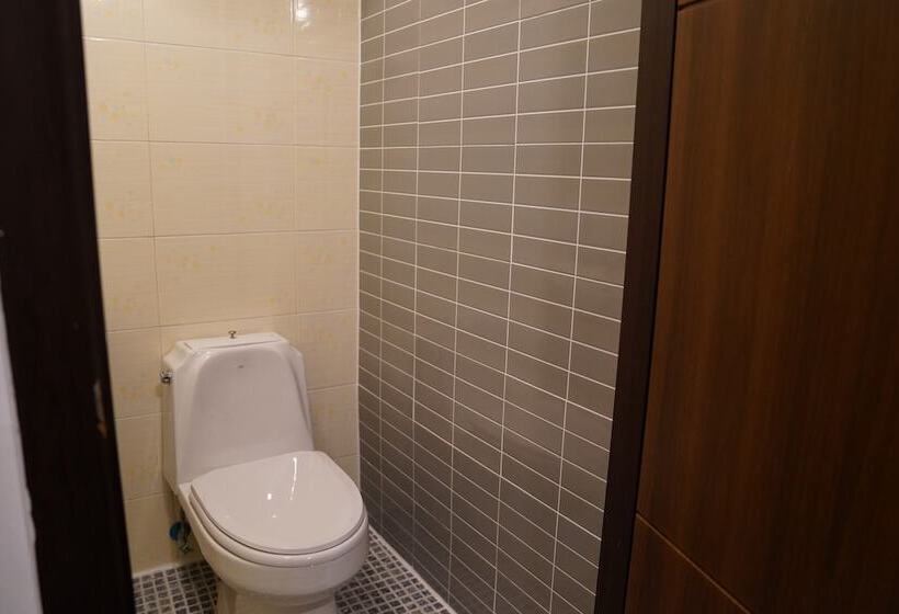 Quarto Quádruplo Estandar, Apollo Guesthouse