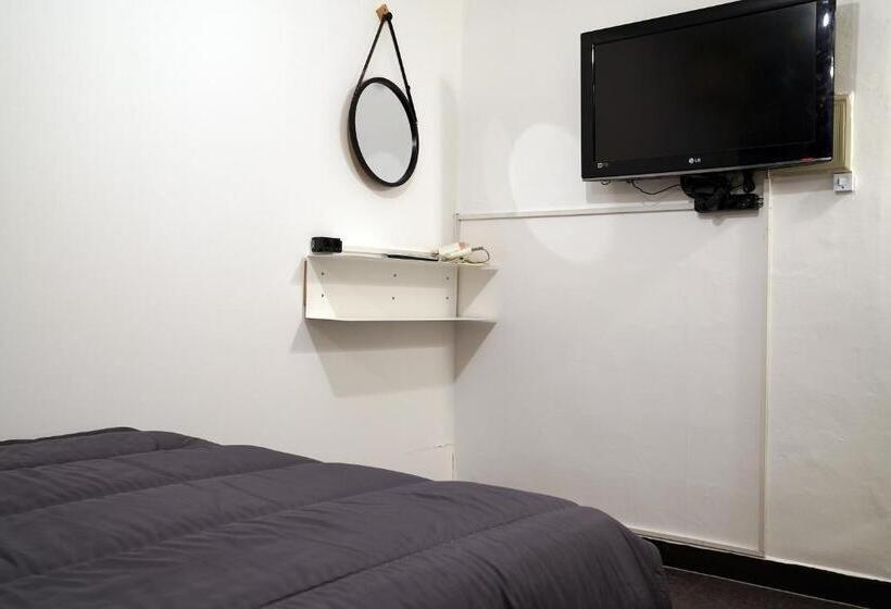 Quarto Estandar, Apollo Guesthouse