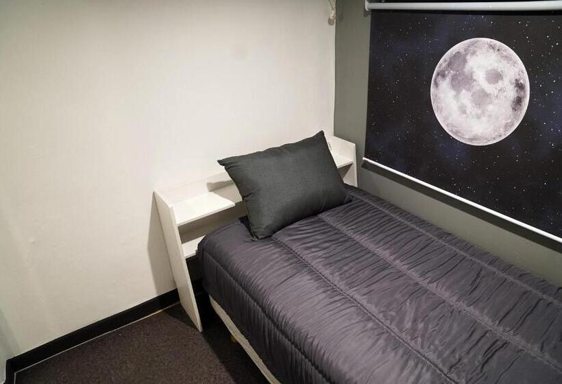 Quarto Estandar Individual, Apollo Guesthouse