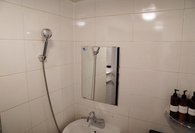 Quarto Familiar, Apollo Guesthouse