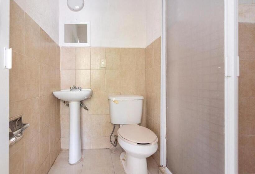 اتاق اکونومی, Capital O Hotel El Mejicano, Acapulco