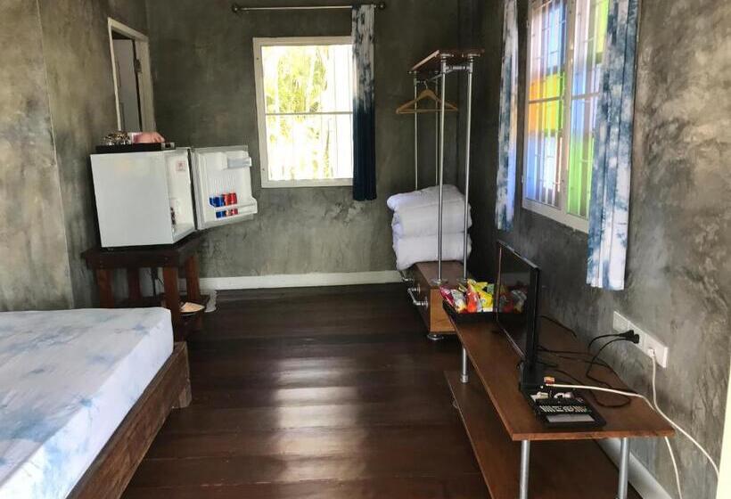 اتاق استاندارد, Oyo Ban Thassanee