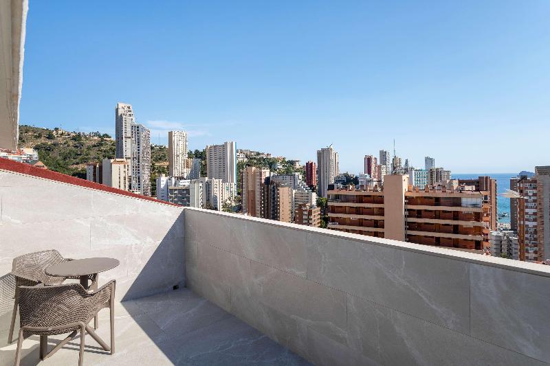 Номер Стандарт с Террасой, Halley Hotel & Apartments Affiliated By Meliá