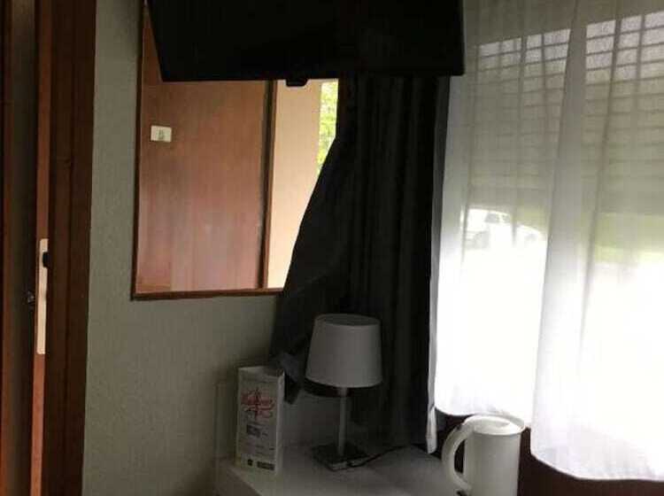 اتاق استاندارد با تخت دوبل, Campanile Dax  Saint Paul Les Dax