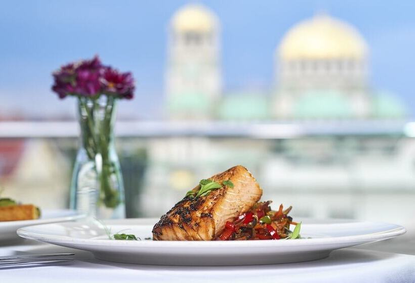 Номер Классика Двуспальная Кровать, Intercontinental Sofia, An Ihg
