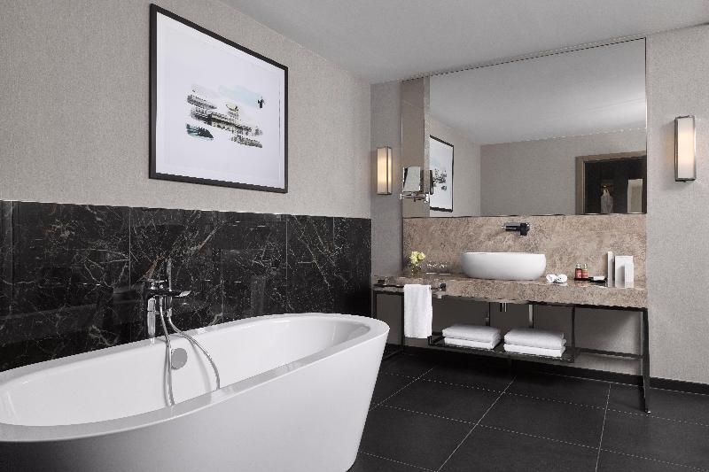 Люкс с Видом, Intercontinental Sofia, An Ihg
