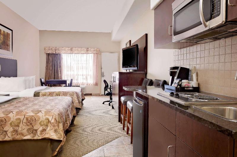 Номер Superior, Intercontinental Sofia, An Ihg