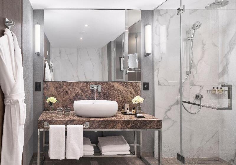 Полулюкс Кровать Кинг, Intercontinental Sofia, An Ihg