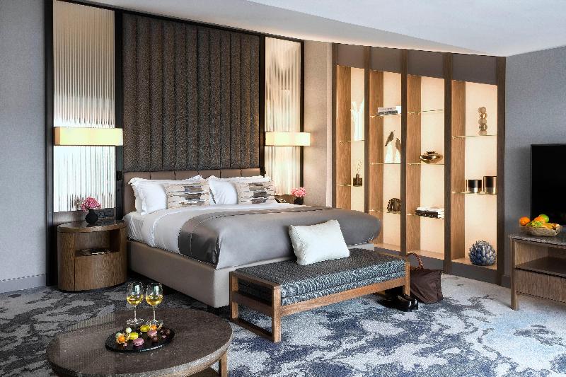 Люкс Кровать Кинг, Intercontinental Sofia, An Ihg