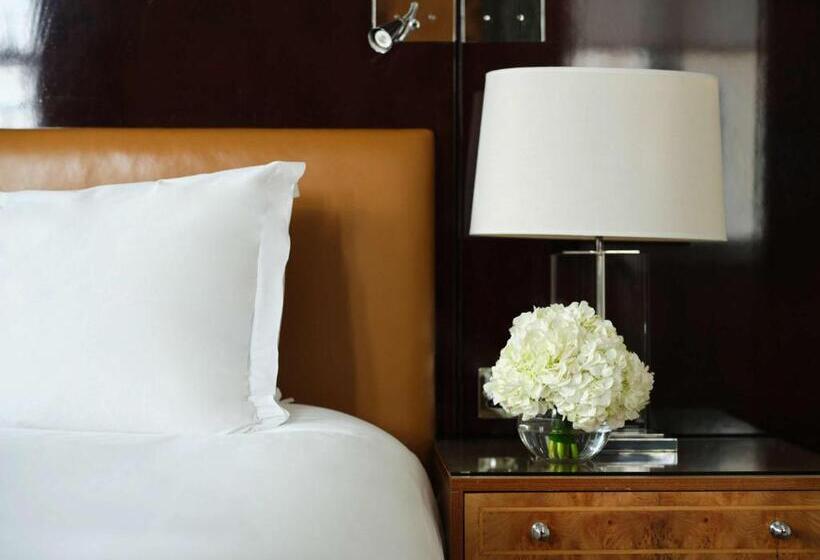 سوییت پرستیژ, Sofitel London St James