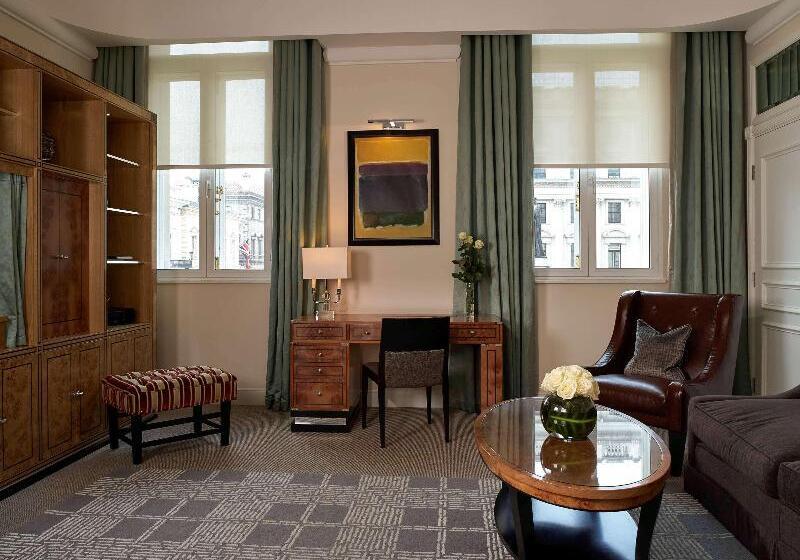 سوییت پرستیژ, Sofitel London St James