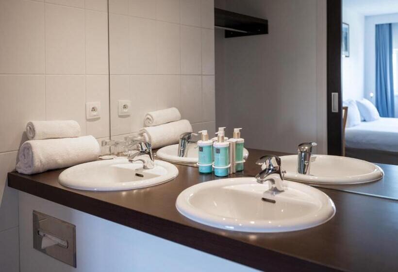 Люкс Кровать Кинг, Novotel Nantes Centre Gare