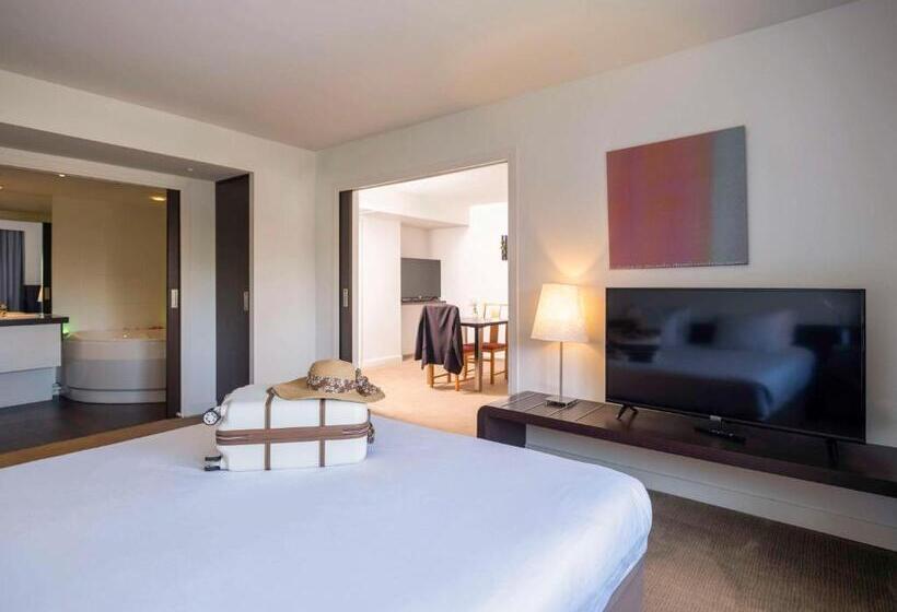 Люкс Кровать Кинг, Novotel Nantes Centre Gare