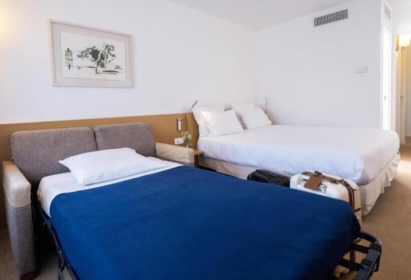Номер Классика Двуспальная Кровать, Novotel Nantes Centre Gare