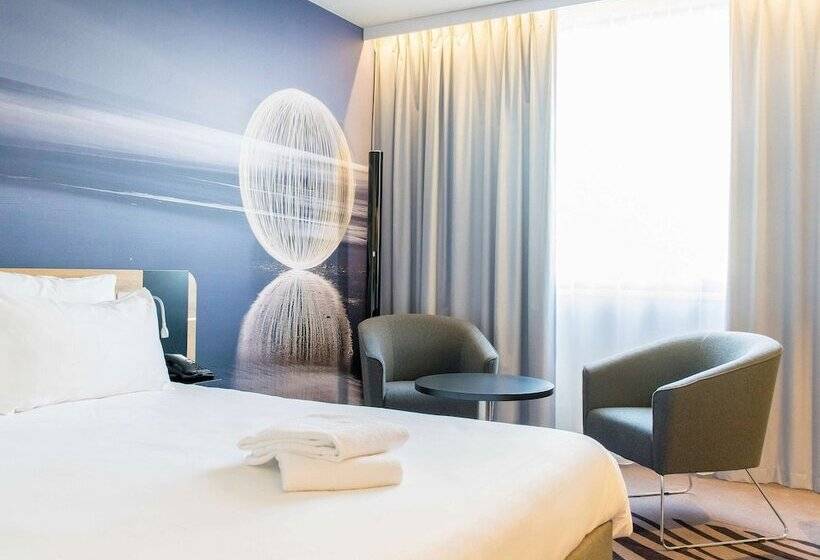 اتاق خانوادگی, Novotel Szczecin Centrum