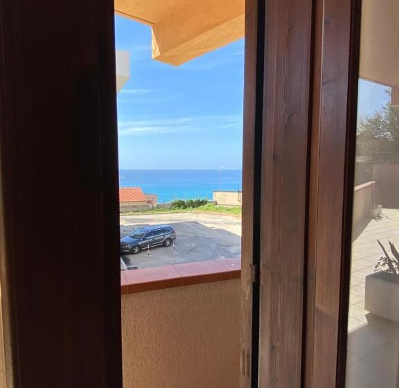 オーシャンビューエコノミールーム, Arcobaleno Tropea Centro