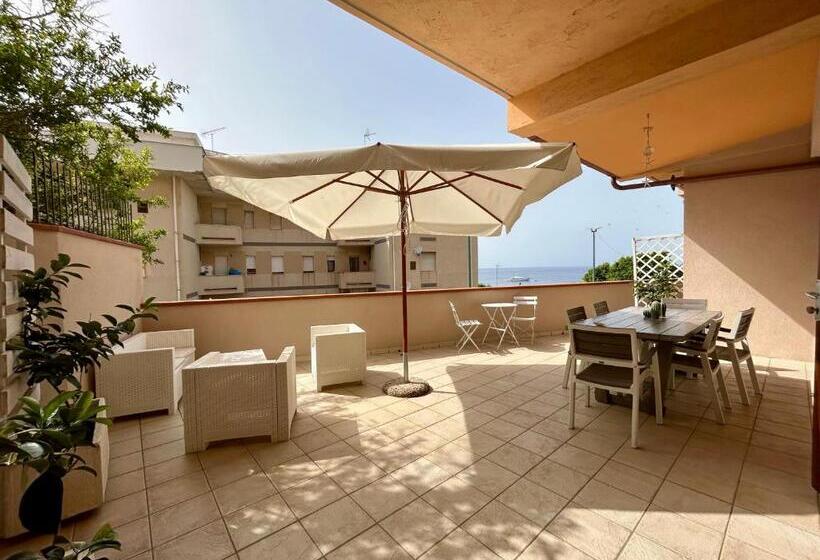 オーシャンビューエコノミールーム, Arcobaleno Tropea Centro