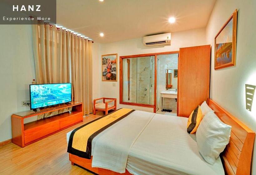 Deluxe Room, Hanz 839 Son Mi