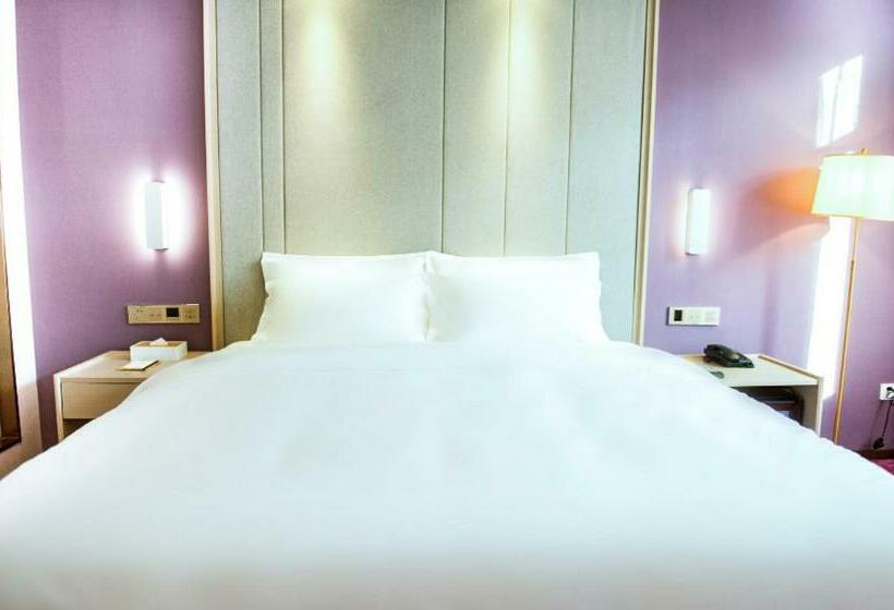 Номер Deluxe Кровать Кинг, Lavande Hotel Beijing Changping Stadium
