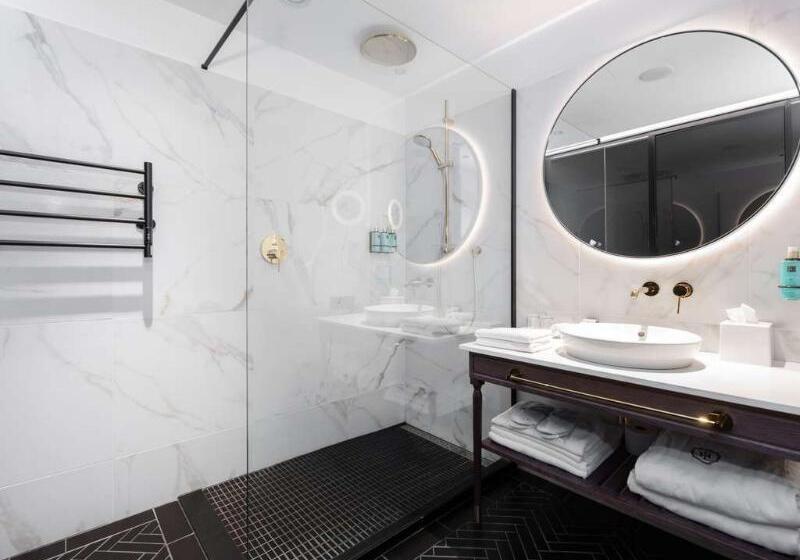 اتاق لوکس با بالکن, Movenpick Hotel Tallinn