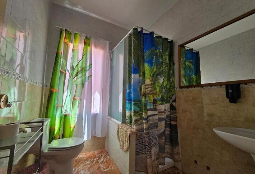 Номер Стандарт, Hostal Alfil