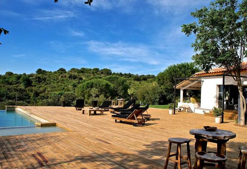 Вилла с 1 спальней и бассейном, Domaine Sainte Colombe