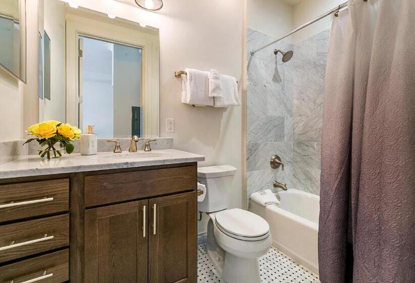 침실 2개 아파트, 1 And 2 Br Private Condos Steps Away From French Quarter